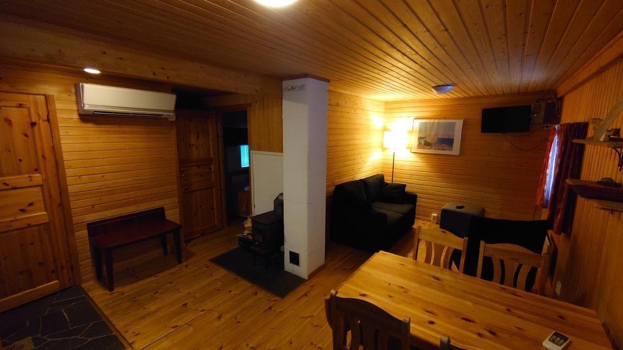 Hotel Guossi Karigasniemi Extérieur photo