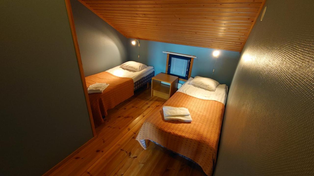 Hotel Guossi Karigasniemi Extérieur photo